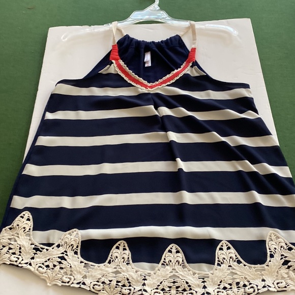 Sleeveless Tunic striped top. Navy blue, cream and Coral. Embroidered bottom - Picture 4 of 11